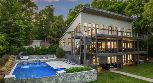 Коттедж с 4 комнатами Lake Norman Getaway