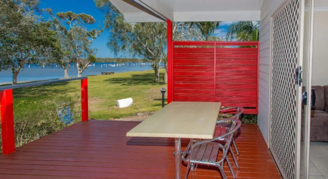 Вилла Lakeside Forster Holiday Park