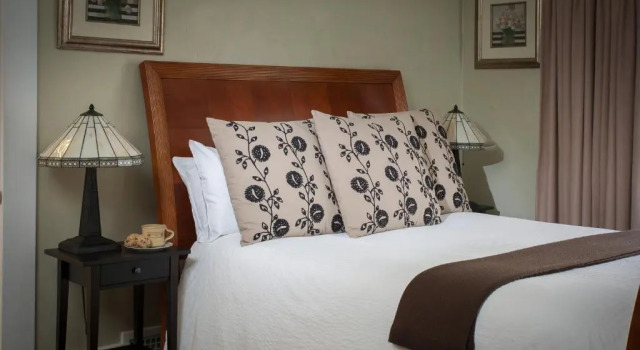 Номер Deluxe Craftsman Inn