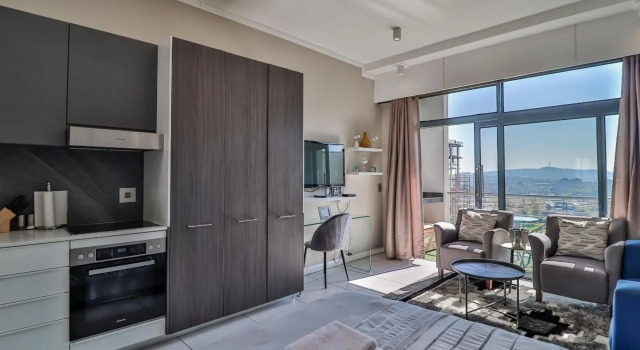 301 Menlyn Maine Trilogy Apartment, Reservar Apartamento Hotéis em Pretoria com piscina, Piscina