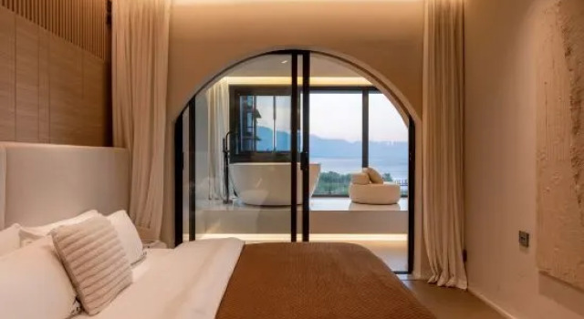 Люкс с 3 комнатами с видом на море Dali Haman Aromatic Seascape Art Residence (Erhai Park Branch)