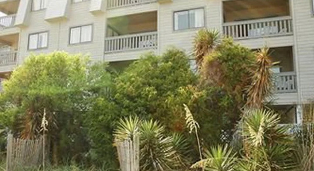 Люкс с 4 комнатами Sandpebble Beach Club Surfside Beach a Ramada by Wyndham
