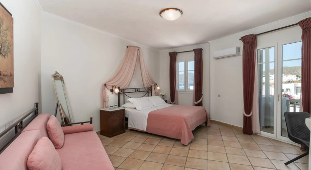 Полулюкс Ostria Hotel