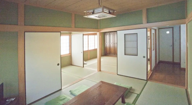 Коттедж с 3 комнатами Dormitory Sandanya Guesthouse