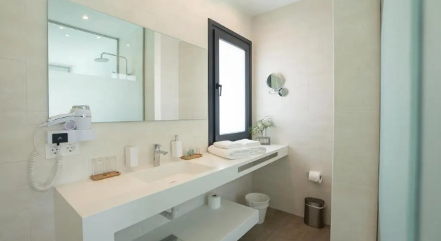 Sea Breeze Villas Lapa and Claca, Забронировать Отель Отели Канарских островов с бассейном, Бассейн