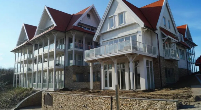 Penthouse Windkracht 10 aan het strand van Cadzand, Book Hotel Cadzand 