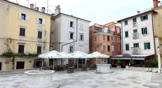 Piran 1st May Apartment