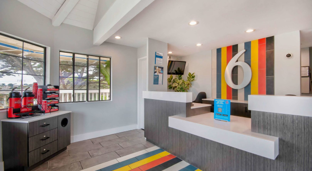 Motel 6 Marina, CA - Monterey