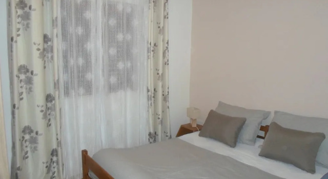 Apartments Golić, Забронировать Апартаменты/квартира Отели Биоград-на-Мору с парковкой, рядом с Kornati Marina, Парковка