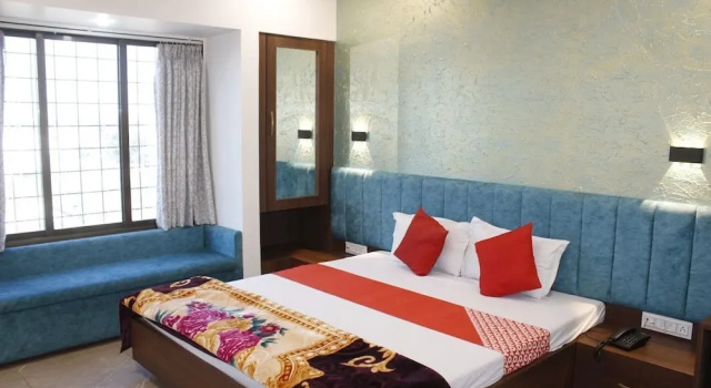 Номер Standard Hotel Satyam Palace