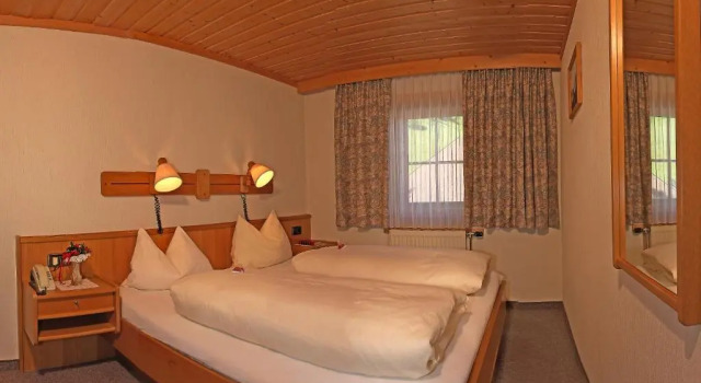 Апартаменты Hotel Gasthof Islitzer