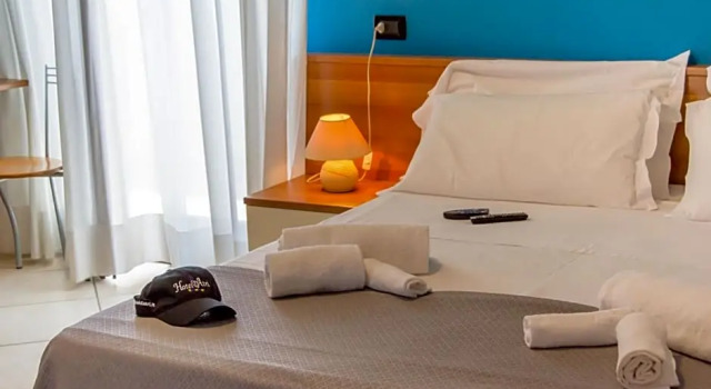 Hotel DAtri, Забронировать Отель Отели Побережья Абруццо с парковкой, Парковка