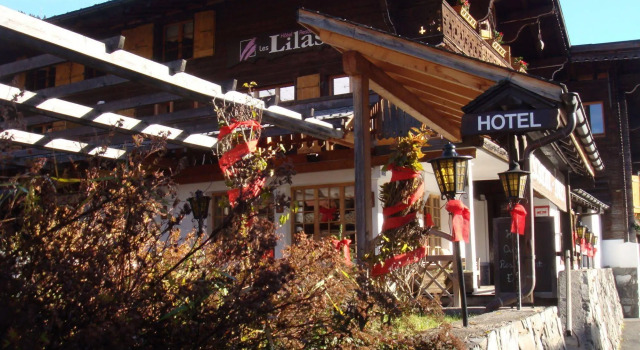 Hotel Restaurant Les Lilas, Забронировать Отель Ормон-Дессю Эгль