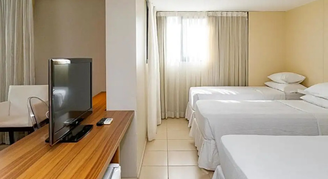 Трёхместный номер Standard Meridiano Hotel