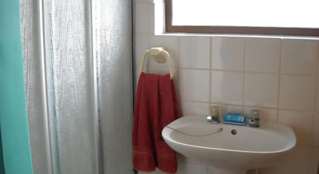 Апартаменты Sandown Self-Catering
