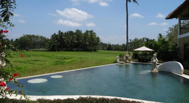 Вилла Frangipani Villas