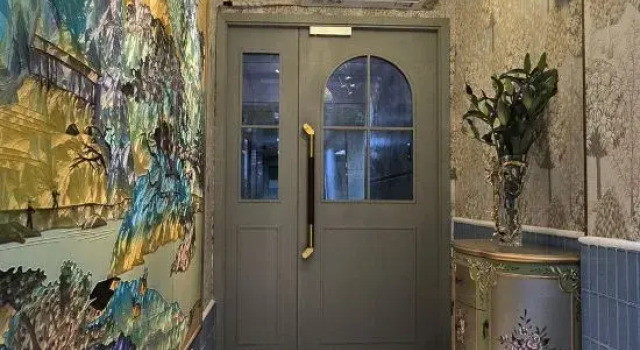 Hong Kong A11 Hostel (Tsim Sha Tsui Station Exit A), Boek Hostel Kowloon Hongkong, in de buurt van The ONE