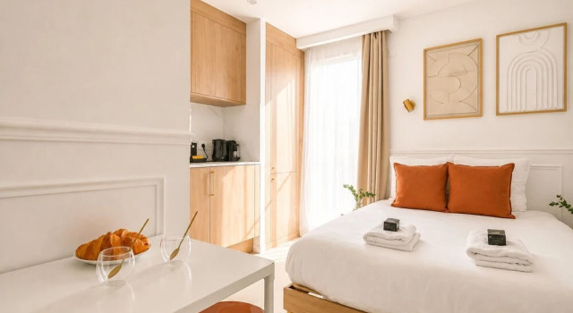 JIJI Suites, Забронировать Апартаменты/квартира Комб-ла-Виль Иль-де-Франс