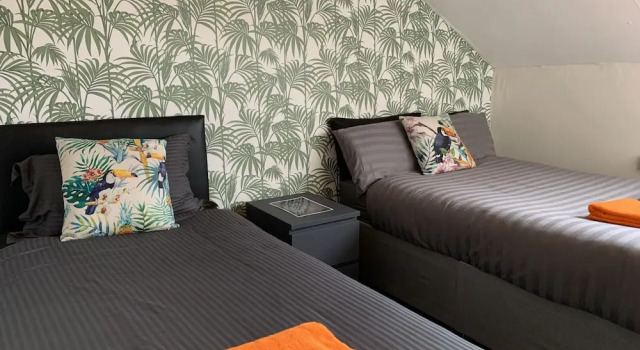 Tropics Beach Hotel, Varaa Hotelli Blackpool Lancashire