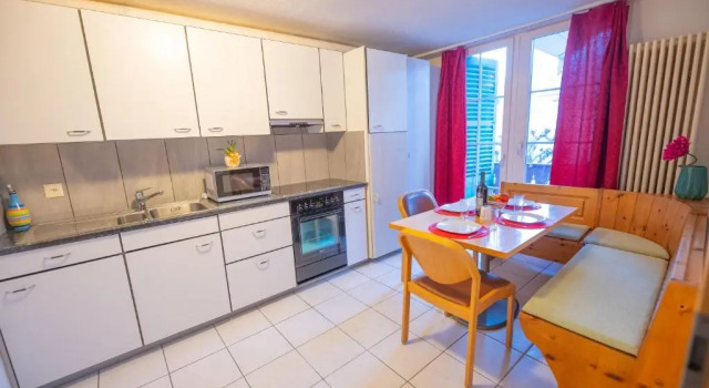 Waldeg 4 Historic House - Holiday Apartment, Забронировать Апартаменты/квартира Интерлакен Берн кантон, рядом с Железнодорожный вокзал Интерлакен Западный