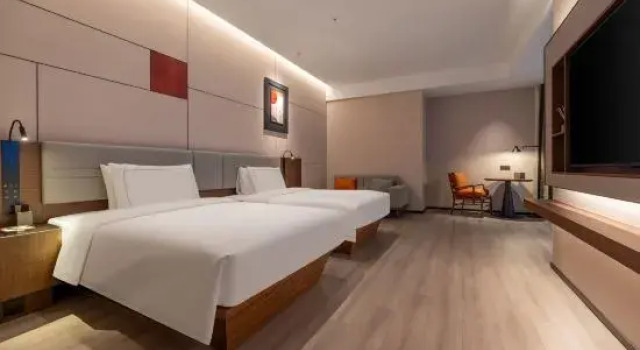 Капсула UrCove by Hyatt Taicang South Railway Station Snow World Resort
