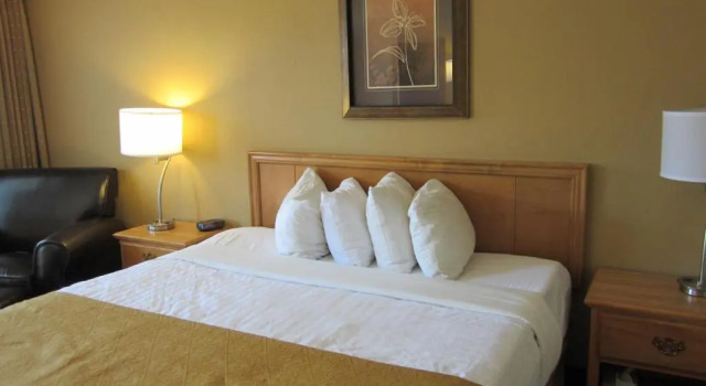 Номер Standard Quality Inn Merritt