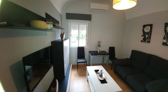 Apartamentos Jamé Mérida, Забронировать Отель Отели Мерида 3 звезды, рядом с Национальный музей римского искусства, 3*
