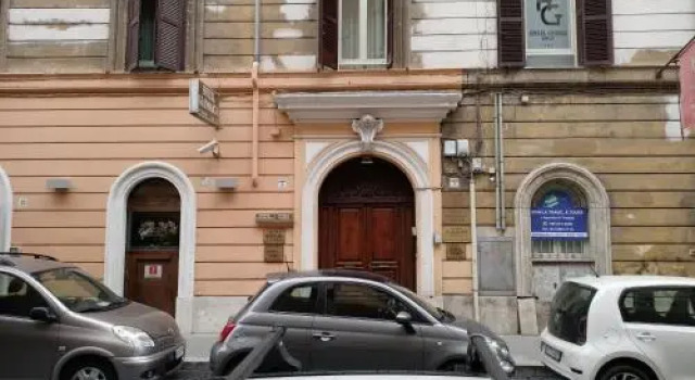 Hotel Positano 2, Забронировать Отель Вокзал Термини , рядом с Вокзал Термини