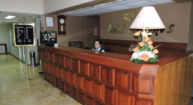 Epiqus Hotel, Забронировать Отель Отели в центре Мирафлореса, в центре, Парковка