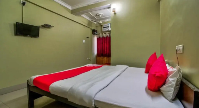 OYO 22434 Hotel Royal Arya, Rezervovat Hotel Gaya Bihar