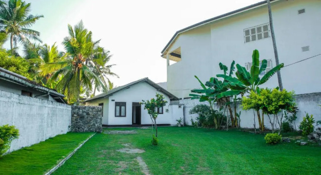 Kodi Beach Home, Galle, Забронировать Отель Отели Оваканда с парковкой, Парковка