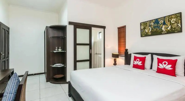 ZenRooms Seminyak Gunung Athena