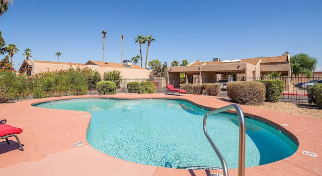 South Scottsdale Townhome, Забронировать Апартаменты/квартира Отели Скотсдейл с парковкой, Парковка
