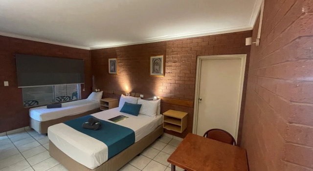 Студия Deluxe с балконом Pine Tree Motel