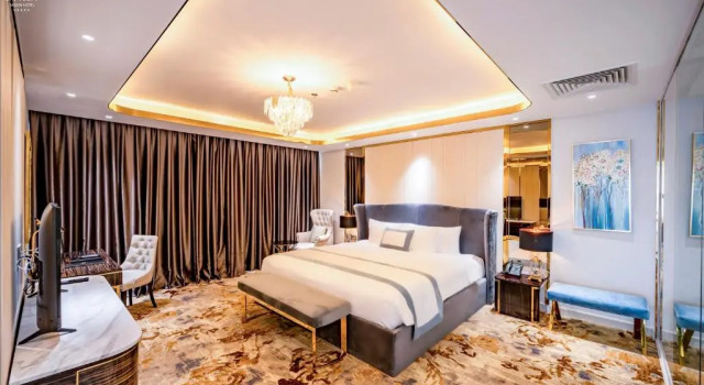 Люкс Presidential La Vela Saigon Hotel