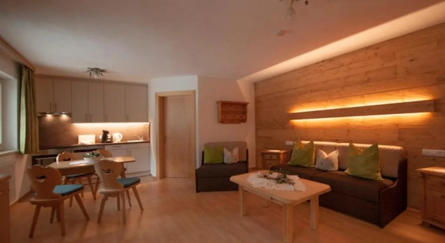 Апартаменты Ferienwohnungen Kröll - Appartements Viktoria und Landhaus Maria