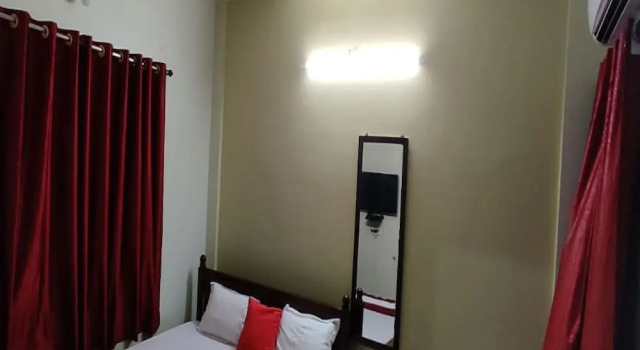 Goroomgo Orchid Beach Inn Puri