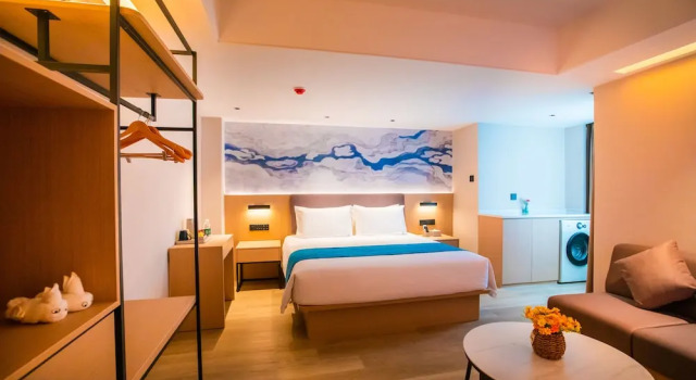 Номер Deluxe NAIVE L Executive Apartments Coast City