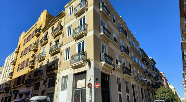 Flats Friends Torres Quart, Забронировать Отель Отели Валенсии 3 звезды, рядом с Спортивно-культурный комплекс Петксина, 3*