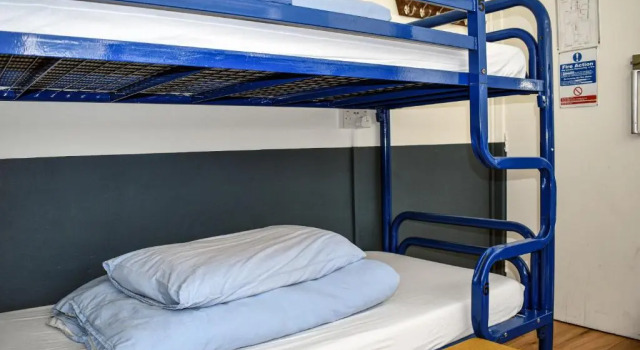 Кровать в общем номере The Woodquay Hostel