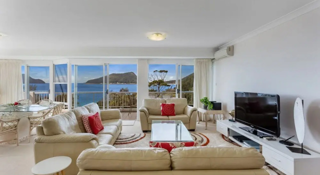 Albacore Unit 8,12 Ondine Close