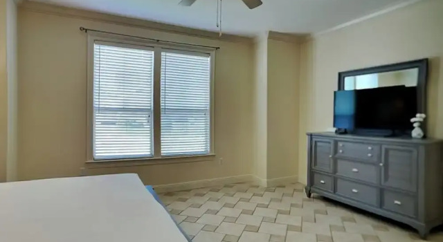 Corner Castle by Southern Vacation Rentals, Varaa Lomakoti Destin Emerald Coast