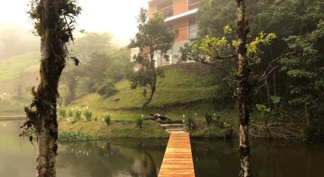 Двухместный номер Standard c 1 комнатой с балконом и с видом на озеро Burbi Lake Lodge Monteverde