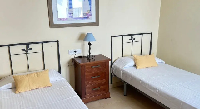 Voramar 3A in Roses With 1 Bedrooms and 1 Bathrooms