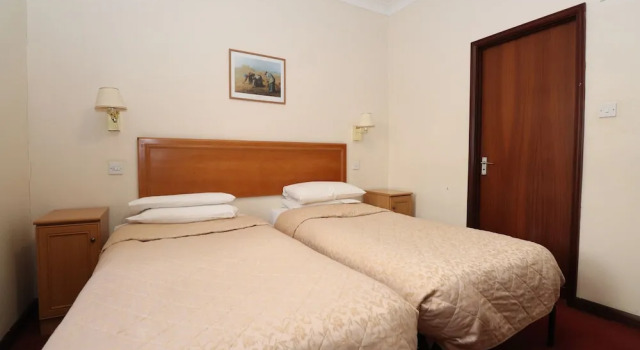 Номер Standard The Sandringham Hotel