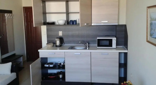 Студия Summer Breeze Apartments