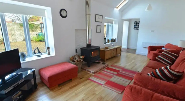 Lovely Holiday Home in Docking near Beach, Book Hotel Docking Norfolk