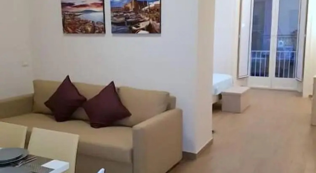 Люкс ApArt City Naples B&B