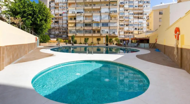 Студия Piscinas - Wifi - Fire Stick Amazon - 10 min Playa - 5 min Centro - Recién reformado