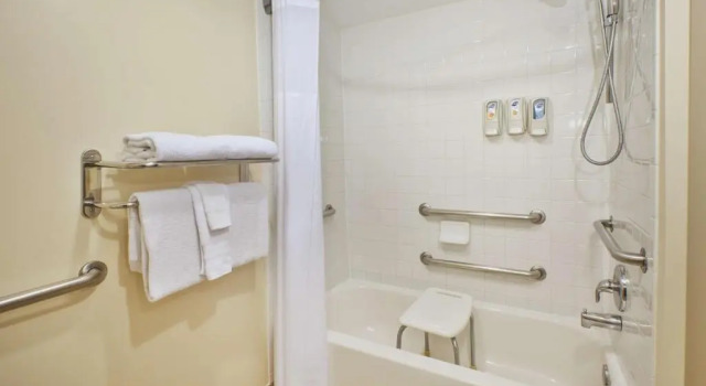 Номер Standard Best Western Dulles Airport Inn